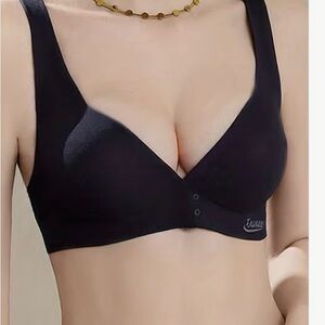 9️⃣5️⃣ NaNa Classic Black Bra